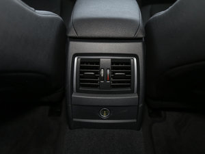 2017320Li xDrive r g