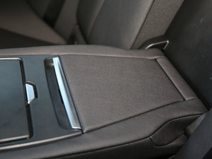 2017320Li xDrive r g