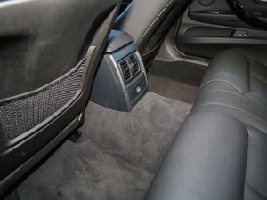 2017320Li xDrive r g