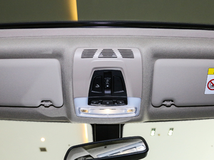 2017320Li xDrive r g