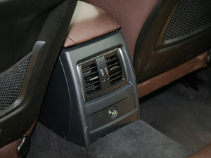 2017320Li xDrive r g