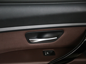 2017320Li xDrive r g