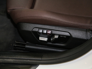 2017320Li xDrive r {{