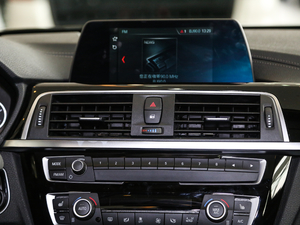 2017320Li xDrive r {L