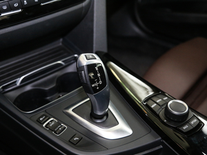 2017320Li xDrive r QU