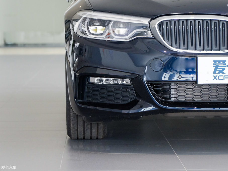 2018R5ϵ 530Li I(lng) M\(yn)(dng)b