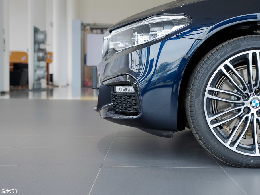 2018R5ϵ 530Li I M\b