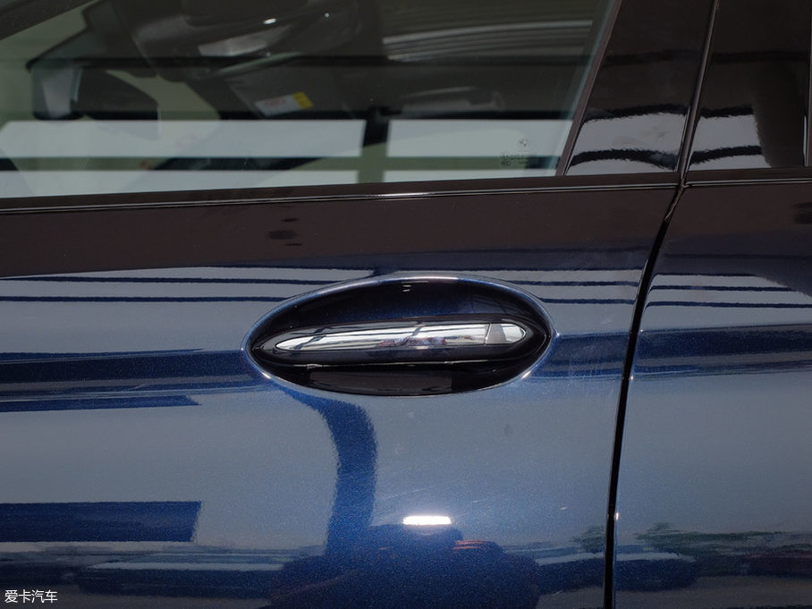 2018R5ϵ 530Li I M\b