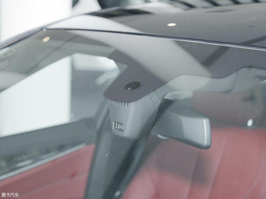 2018R5ϵ 530Li I M\b