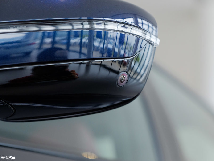 2018R5ϵ 530Li I M\b