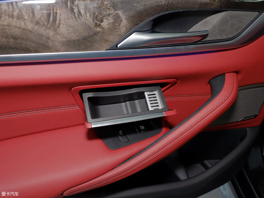 2018R5ϵ 530Li I M\b