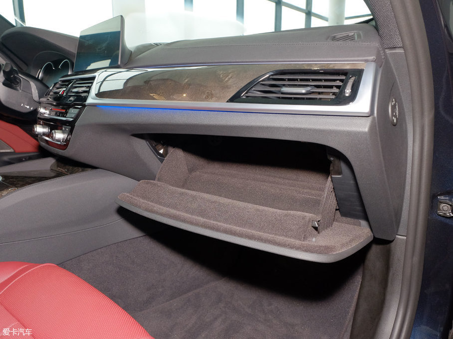 2018R5ϵ 530Li I(lng) M\b