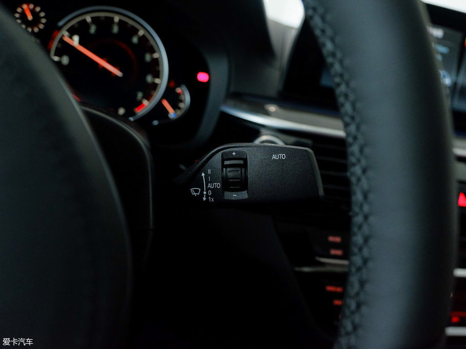 2018R5ϵ 530Li I M\b