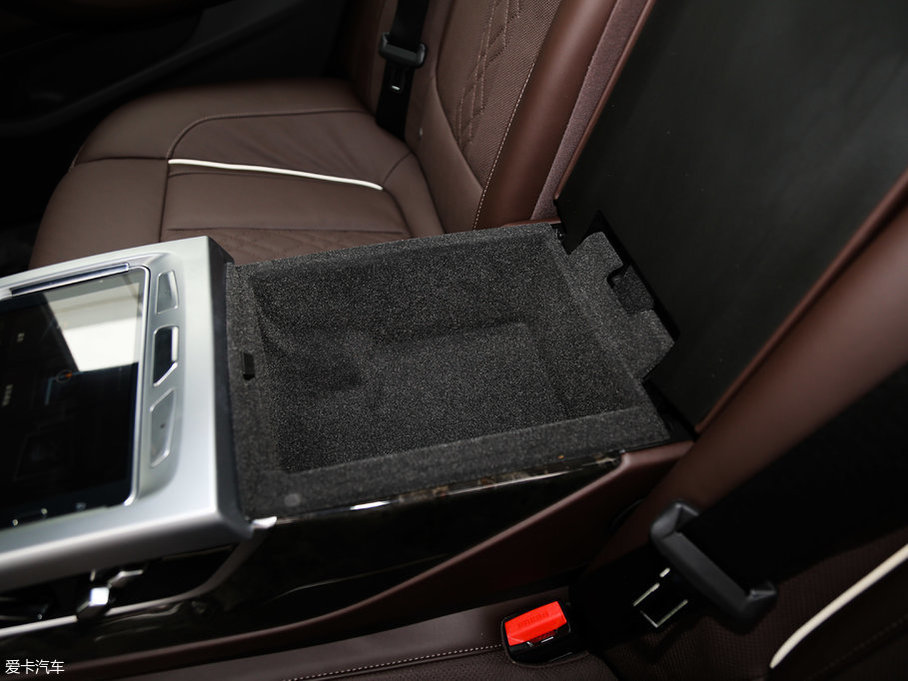 2018R5ϵ 530Li xDrive M\b