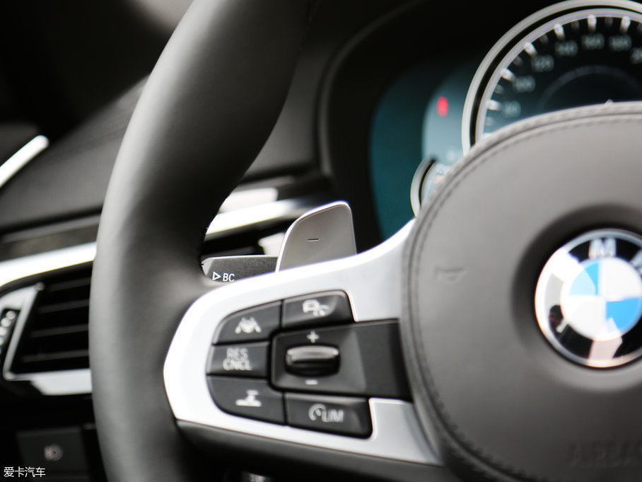 2018R5ϵ 530Li xDrive M\b