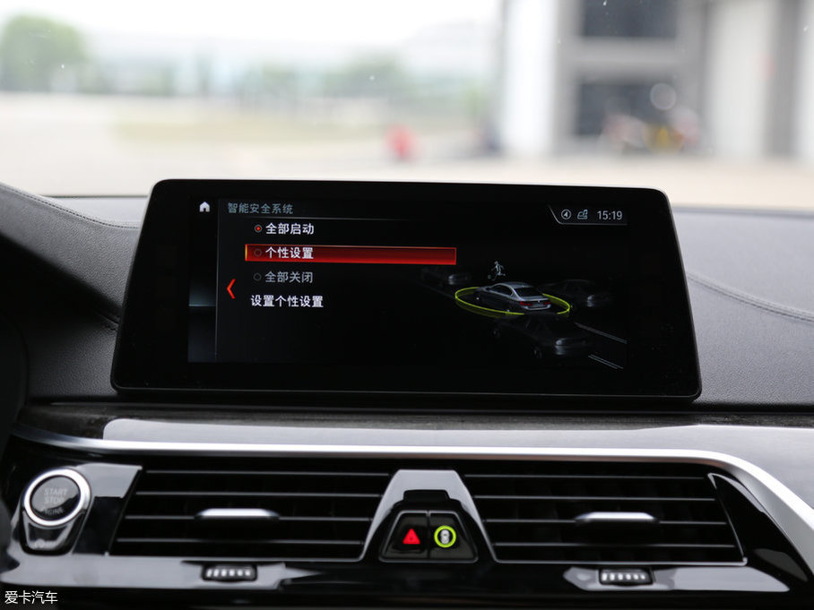 2018R5ϵ 530Li xDrive M\b