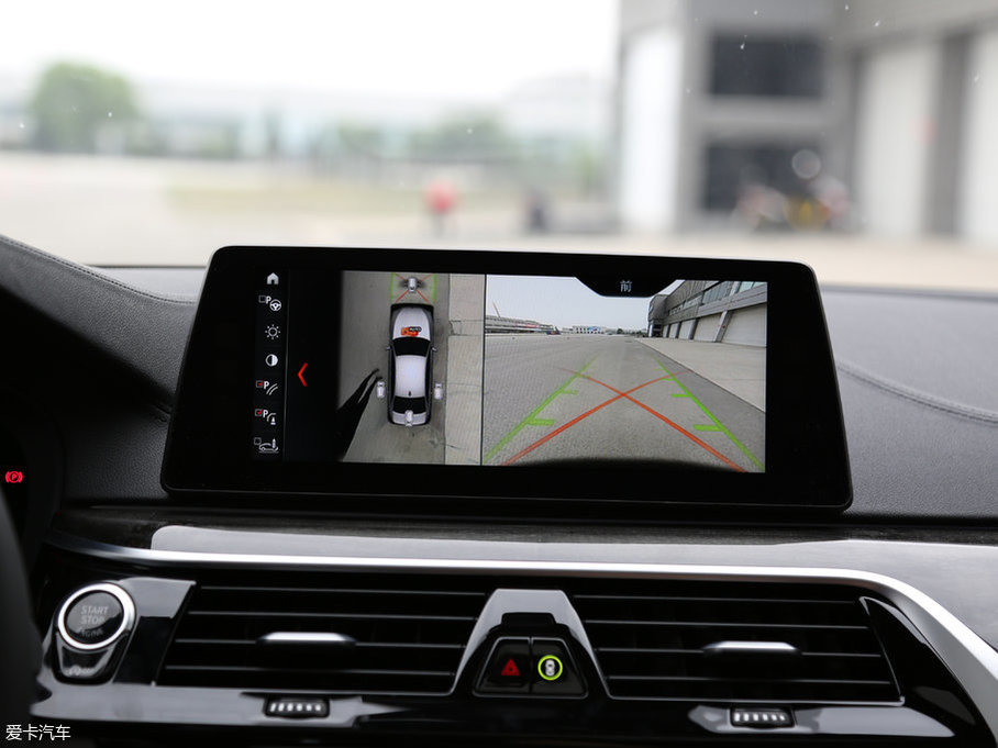 2018R5ϵ 530Li xDrive M\b