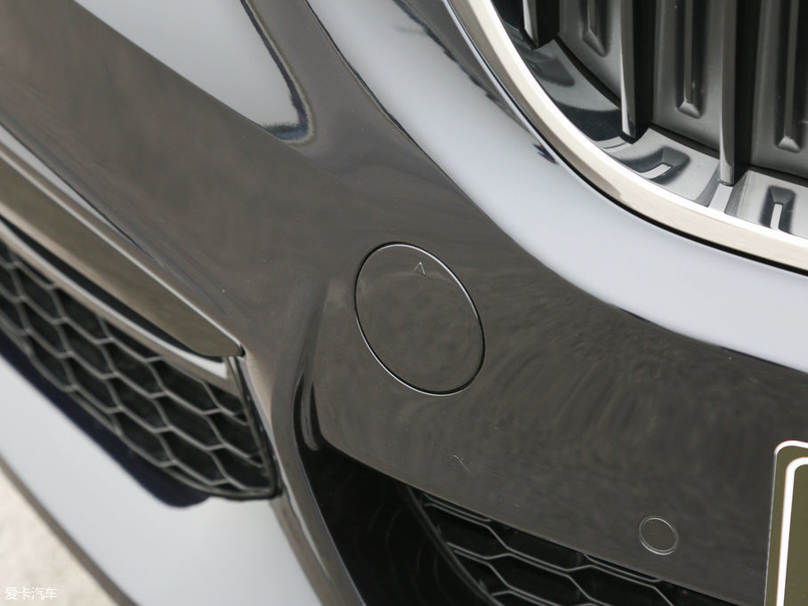 2018R5ϵ 530Li I M\b