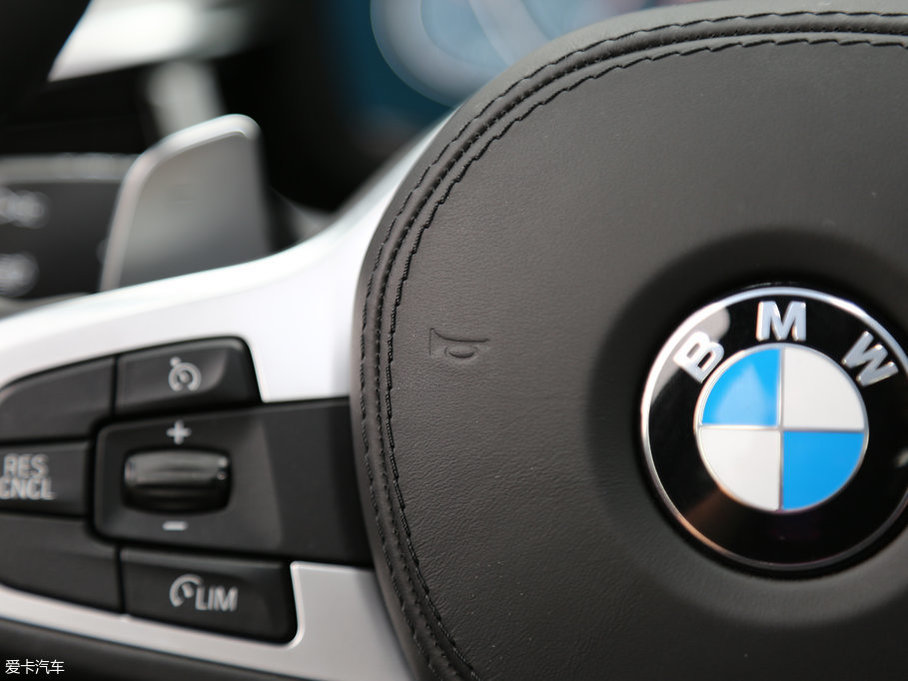 2018R5ϵ 530Li I M\b