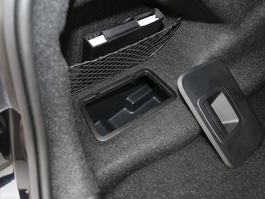 2018R5ϵ 530Li I M\b