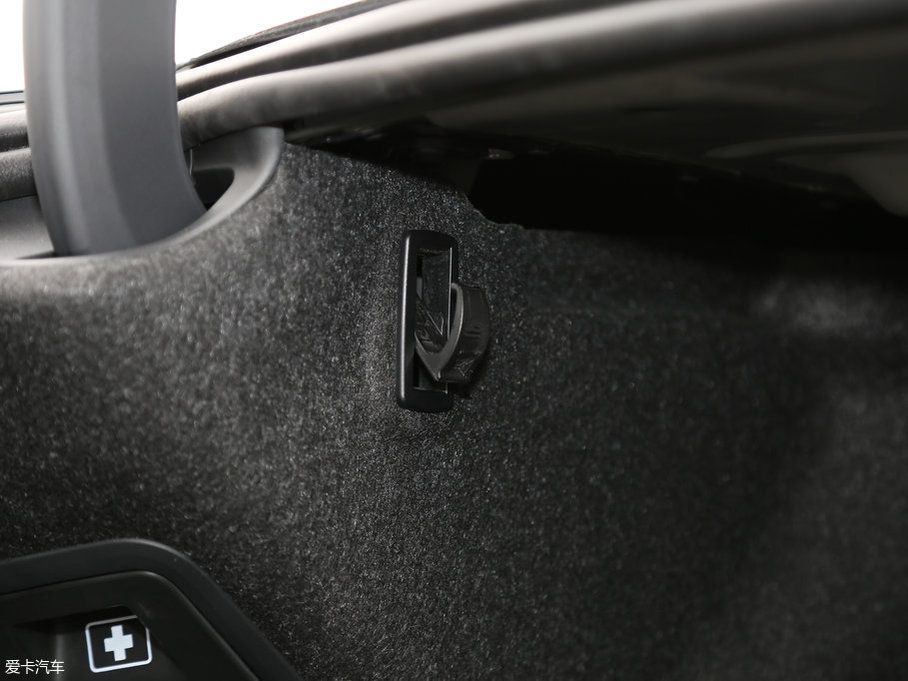 2018R5ϵ 530Li I M\b