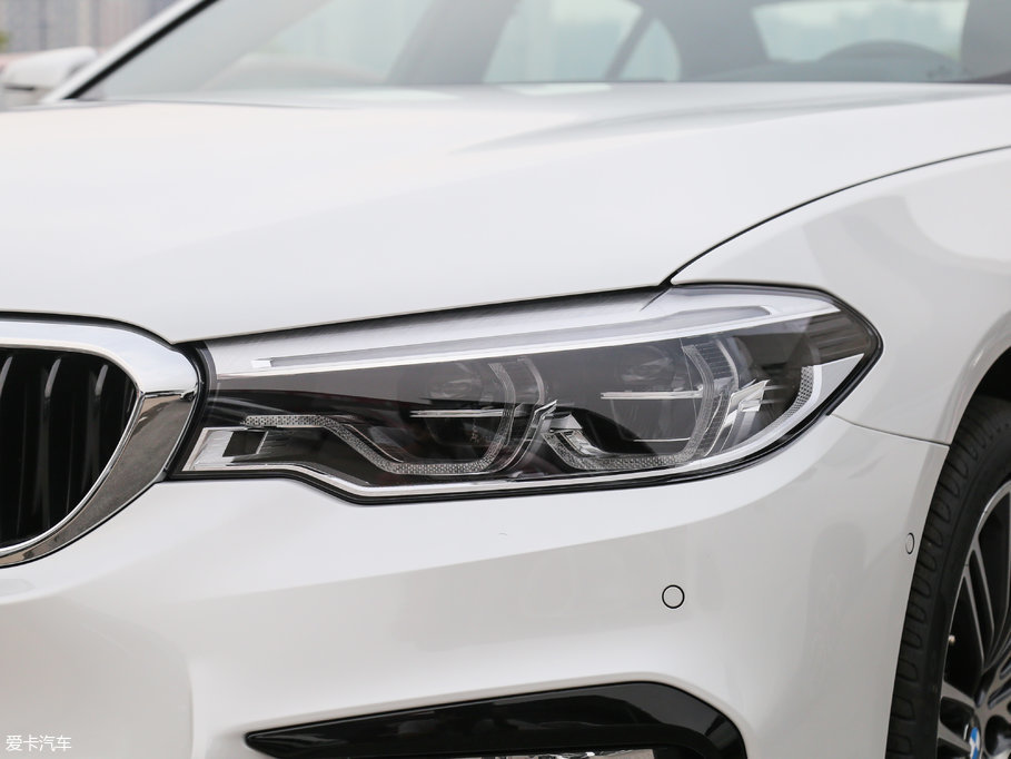 2018R5ϵ 530Li I(lng) M\(yn)(dng)b