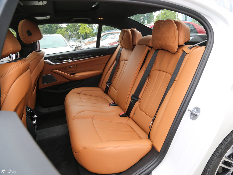 2018R5ϵ 530Li I M\b