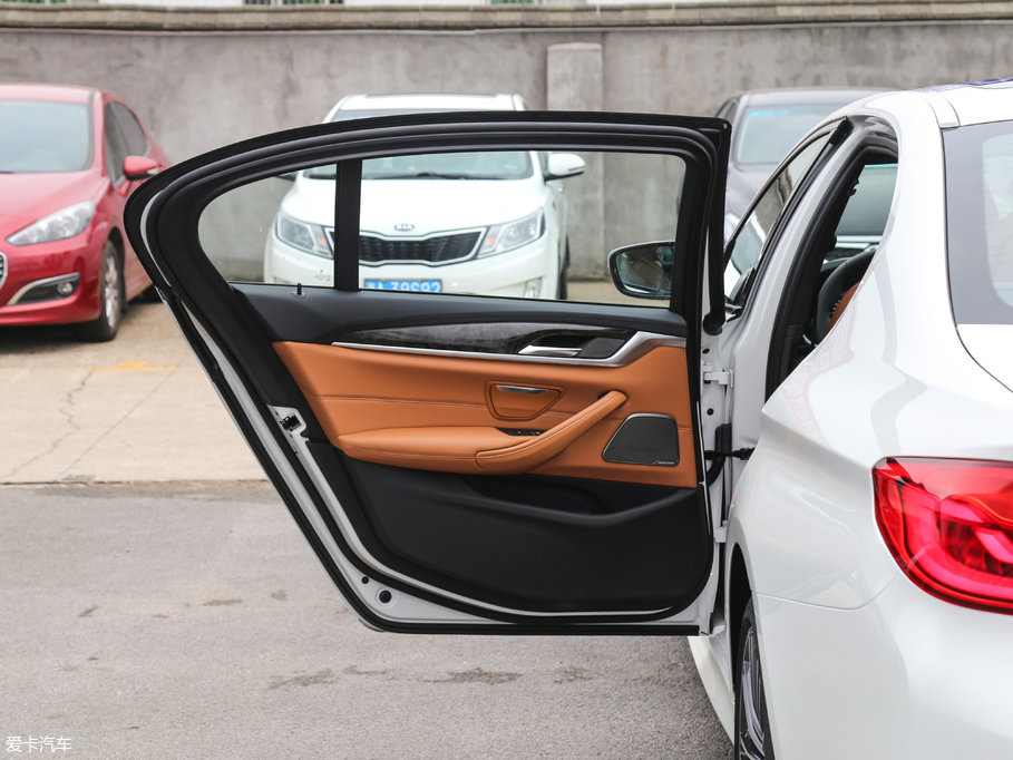 2018R5ϵ 530Li I M\b