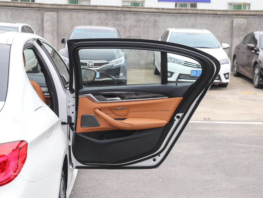 2018R5ϵ 530Li I M\b