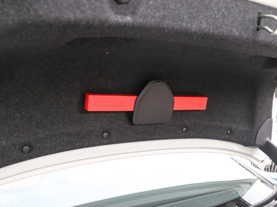 2018R5ϵ 530Li I(lng) M\(yn)(dng)b