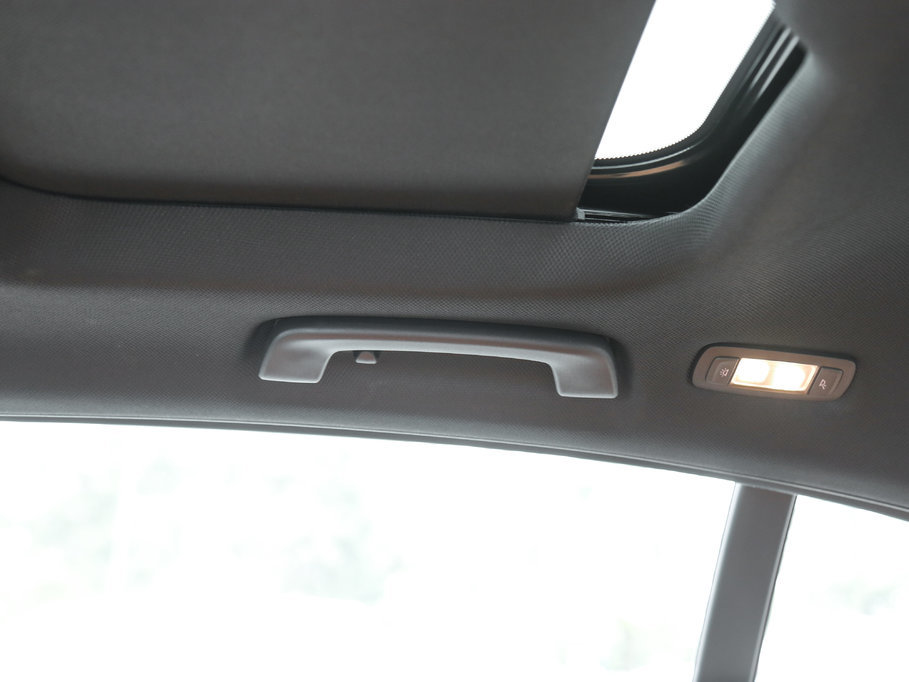 2018R5ϵ 530Li I M\b