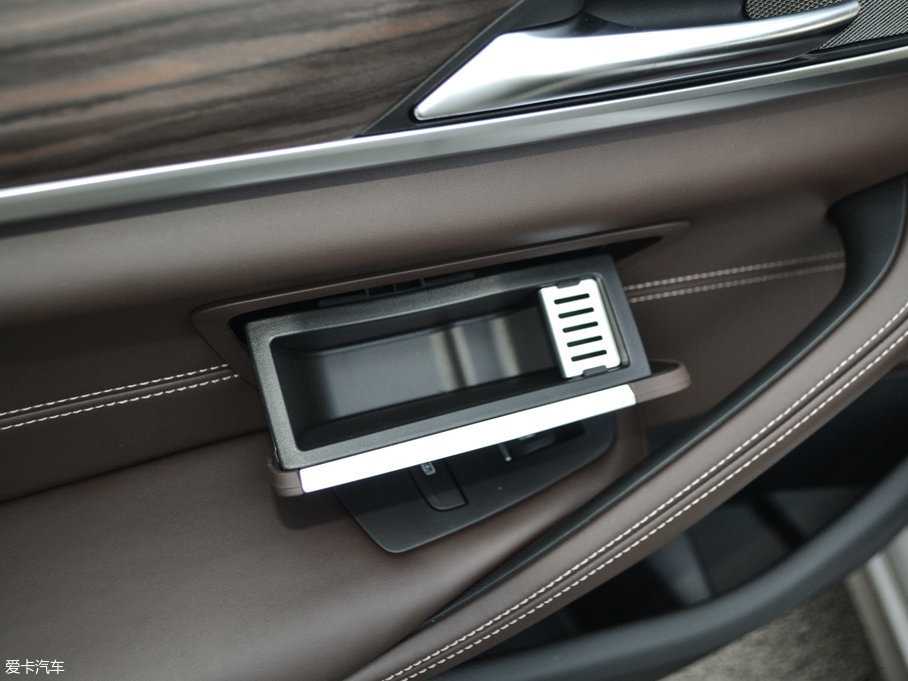 2018��R5ϵ 530Li ������ ���A���b