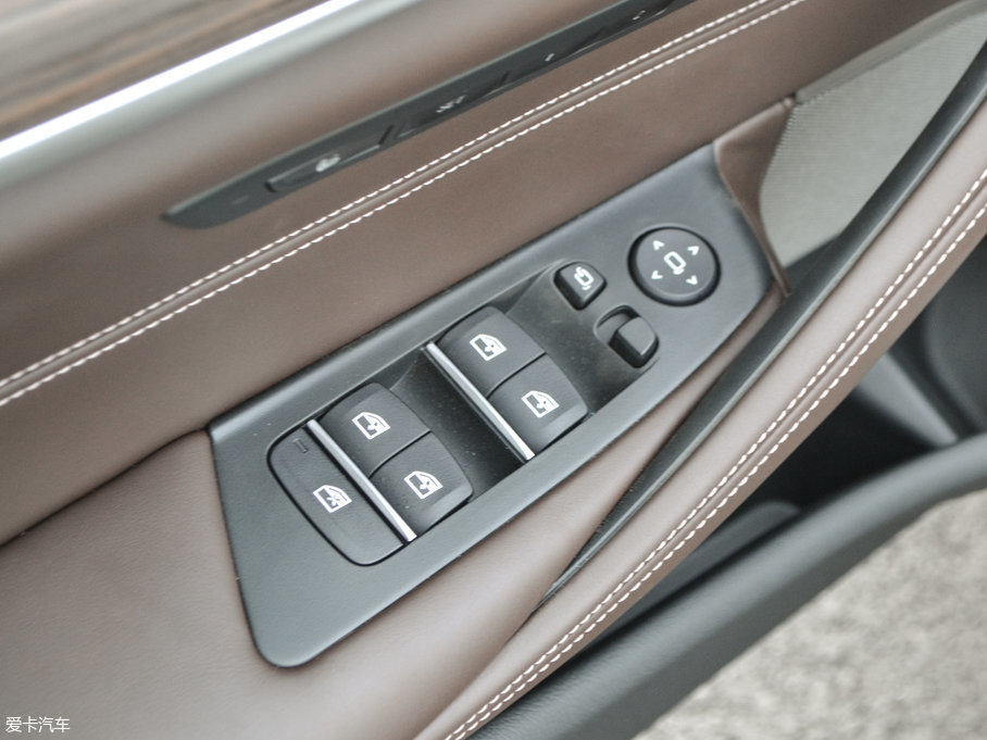 2018��R5ϵ 530Li ������ ���A���b