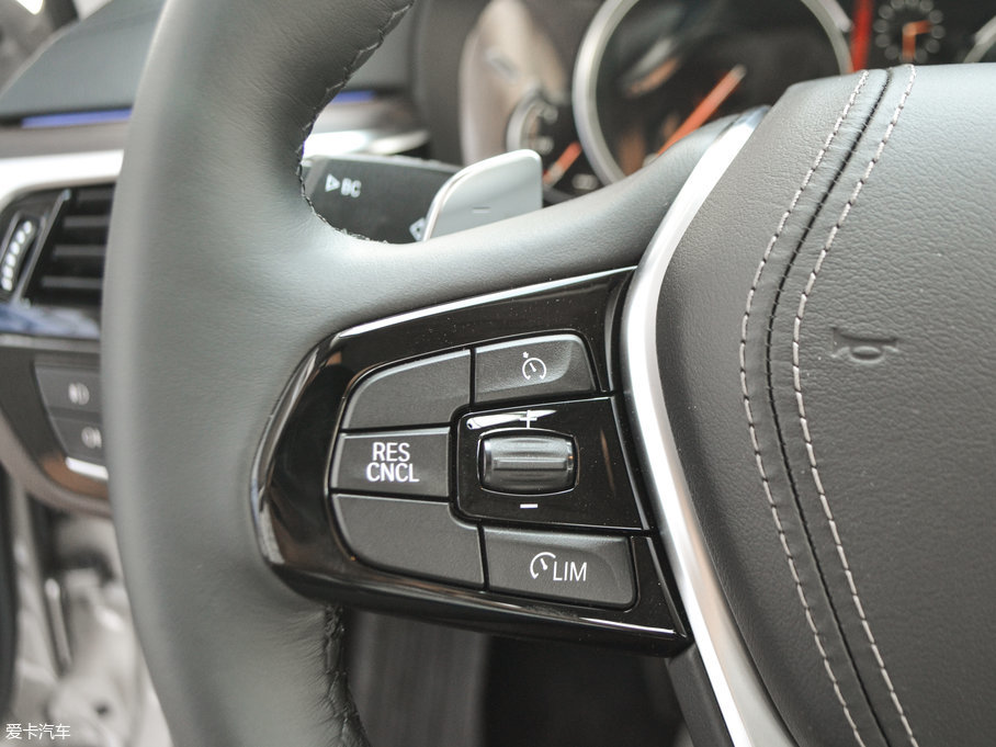 2018��R5ϵ 530Li ������ ���A���b