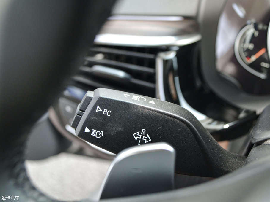 2018��R5ϵ 530Li ������ ���A���b