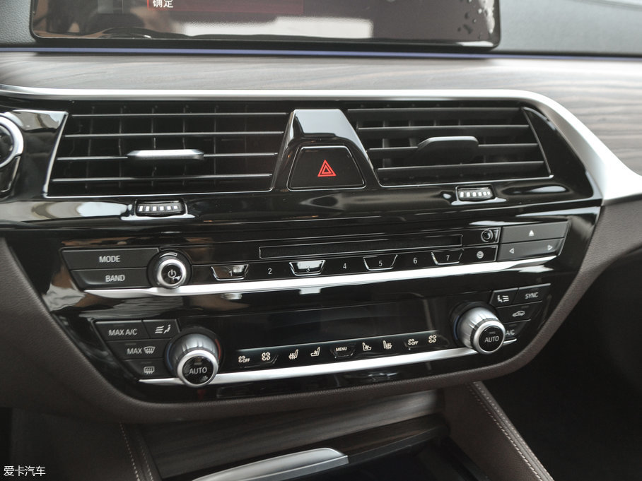 2018��R5ϵ 530Li ������ ���A���b