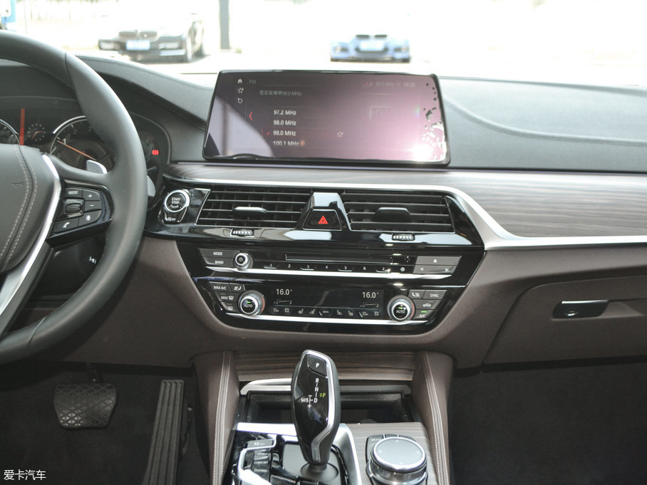 2018��R5ϵ 530Li ������ ���A���b