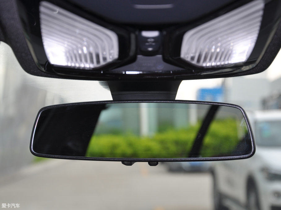 2018R5ϵ 530Li  M\b