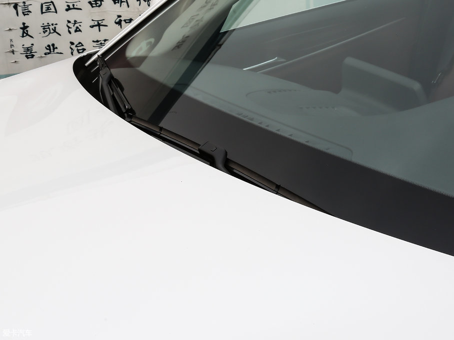 2018R5ϵ 528Li ؄e