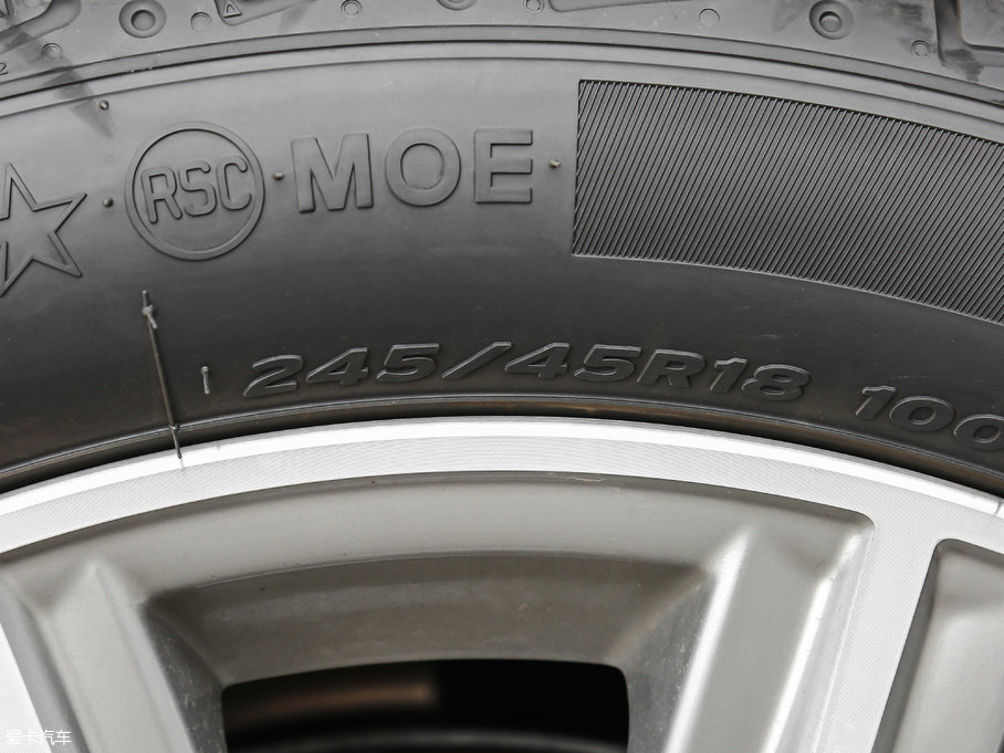 2018R5ϵ 528Li ؄e