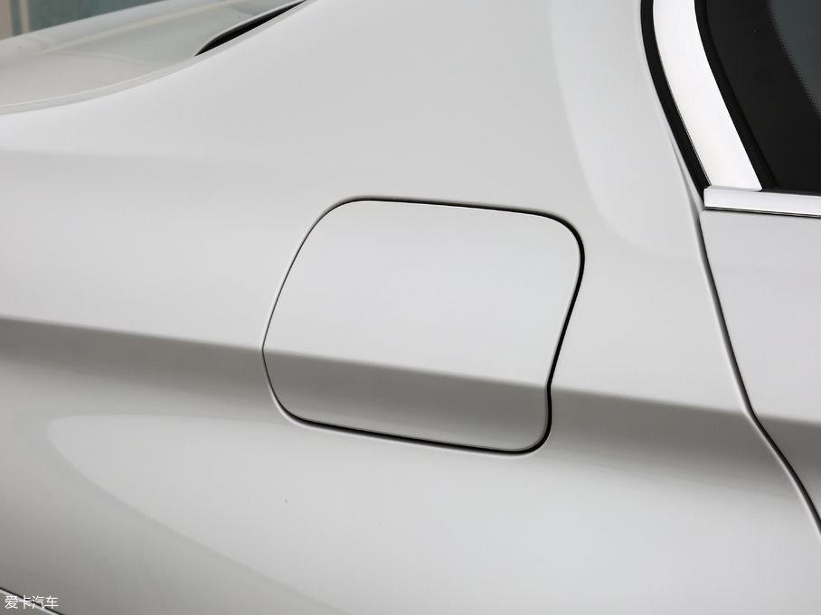 2018R5ϵ 528Li ؄e