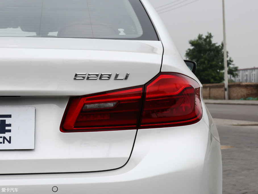 2018R5ϵ 528Li ؄e