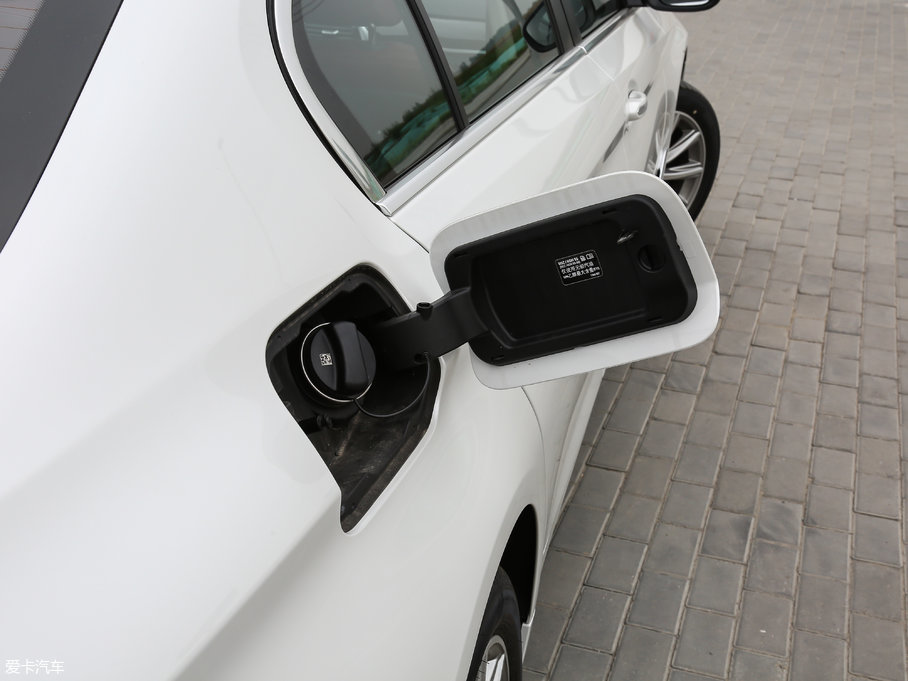 2018R5ϵ 528Li ؄e