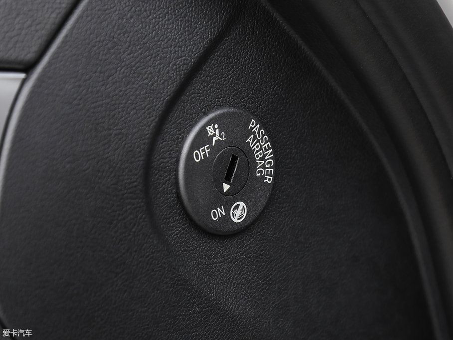 2018R5ϵ 528Li ؄e