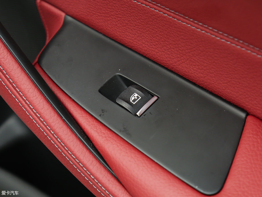 2018R5ϵ 528Li ؄e