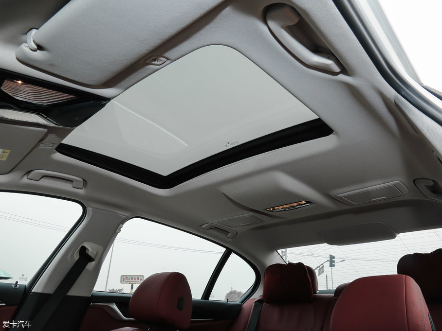 2018R5ϵ 528Li ؄e