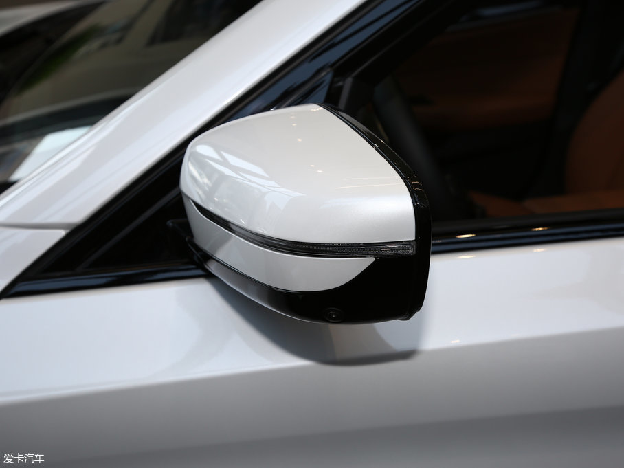 2018R5ϵ 530Li  M\b