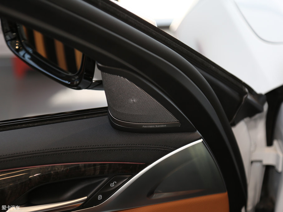 2018R5ϵ 530Li  M\b