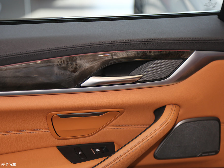 2018R5ϵ 530Li  M\b