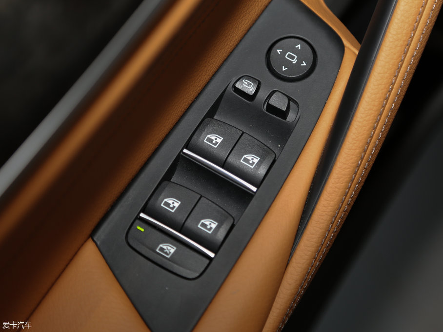 2018R5ϵ 530Li  M\b